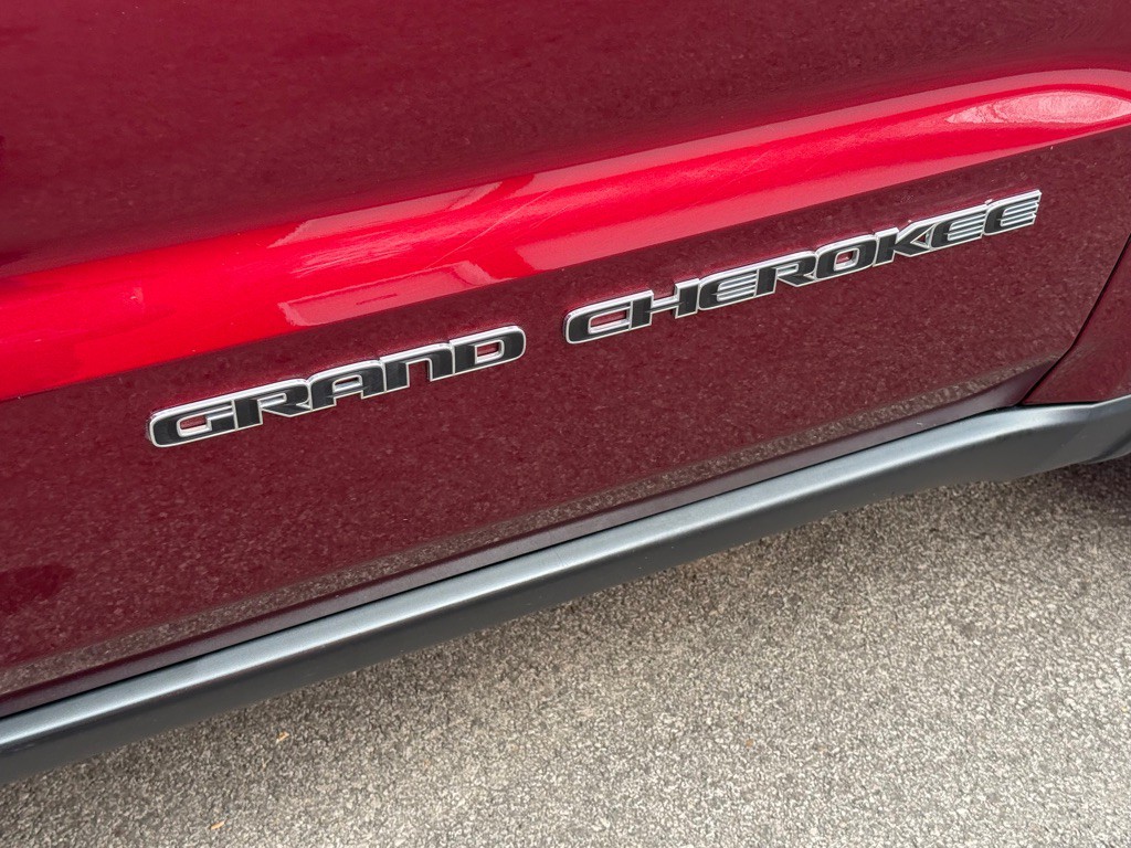 2018 Jeep Grand Cherokee Image 19