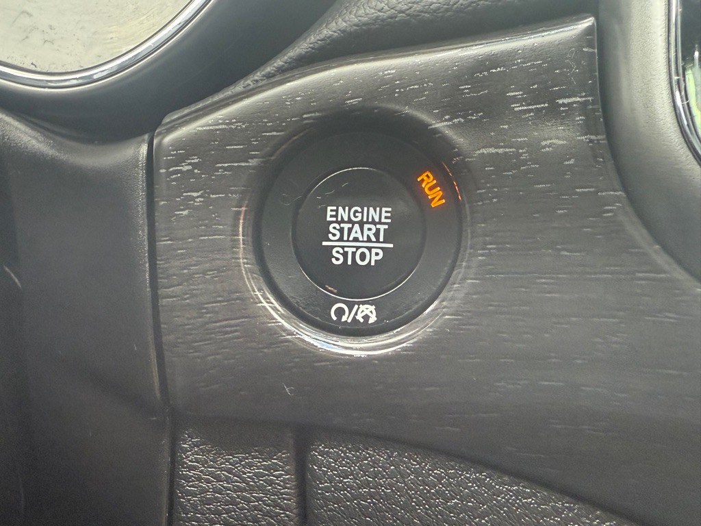 2018 Jeep Grand Cherokee Image 42