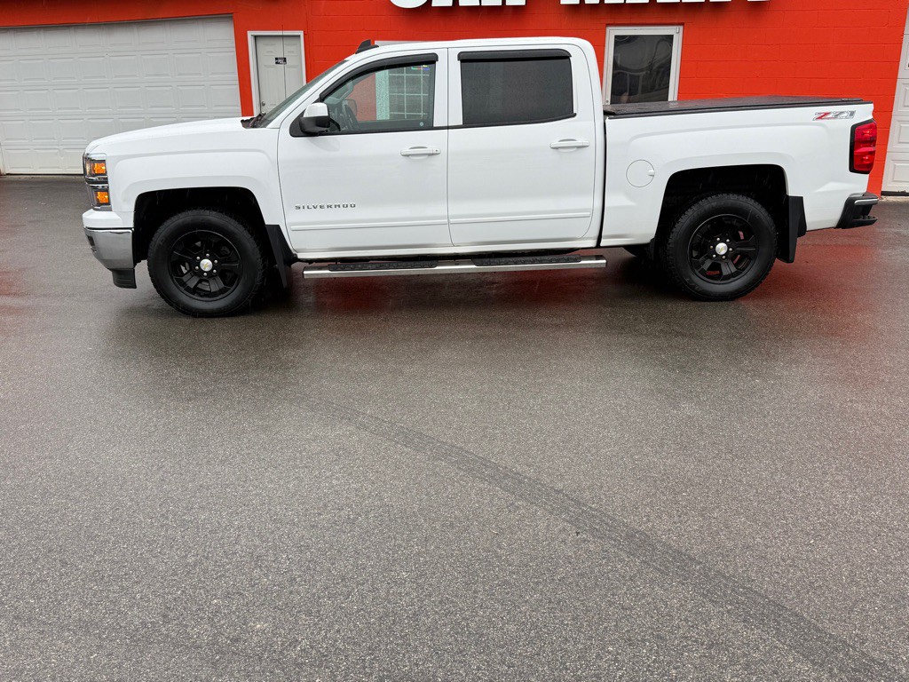 2015 Chevrolet Silverado 1500 Image 2