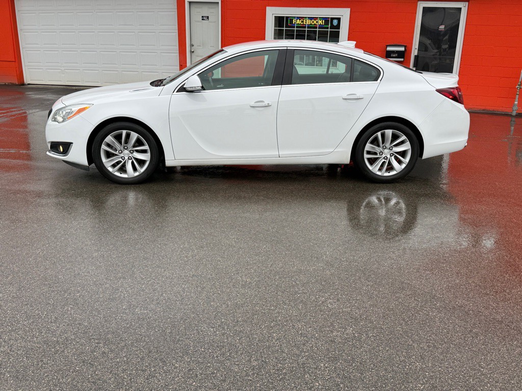 2016 Buick Regal Image 3