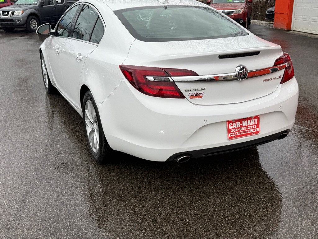 2016 Buick Regal Image 4