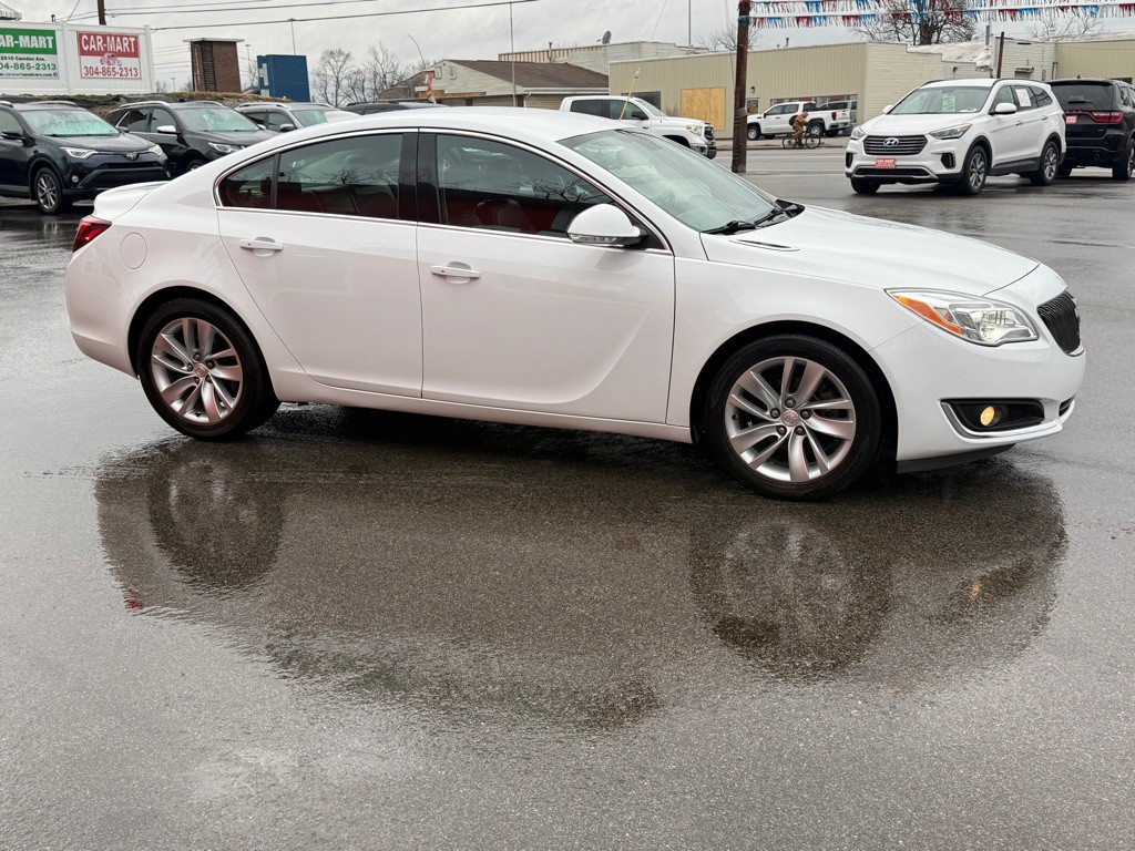 2016 Buick Regal Image 8