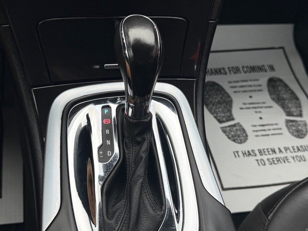 2016 Buick Regal Image 38