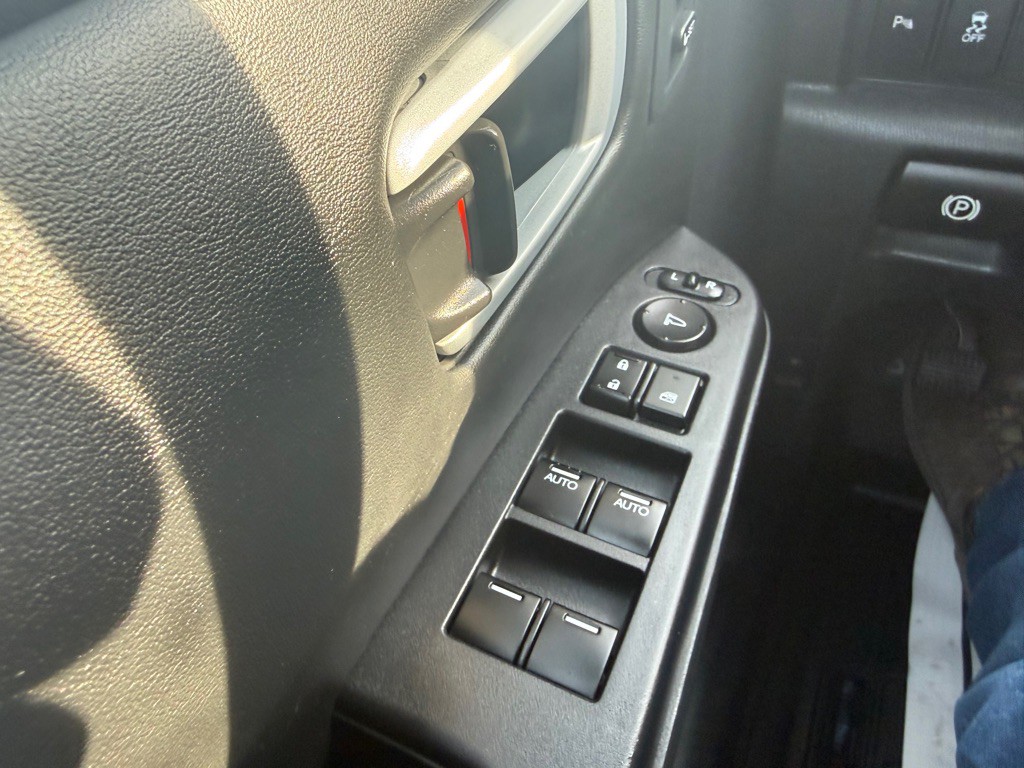 2015 Honda Pilot Image 32