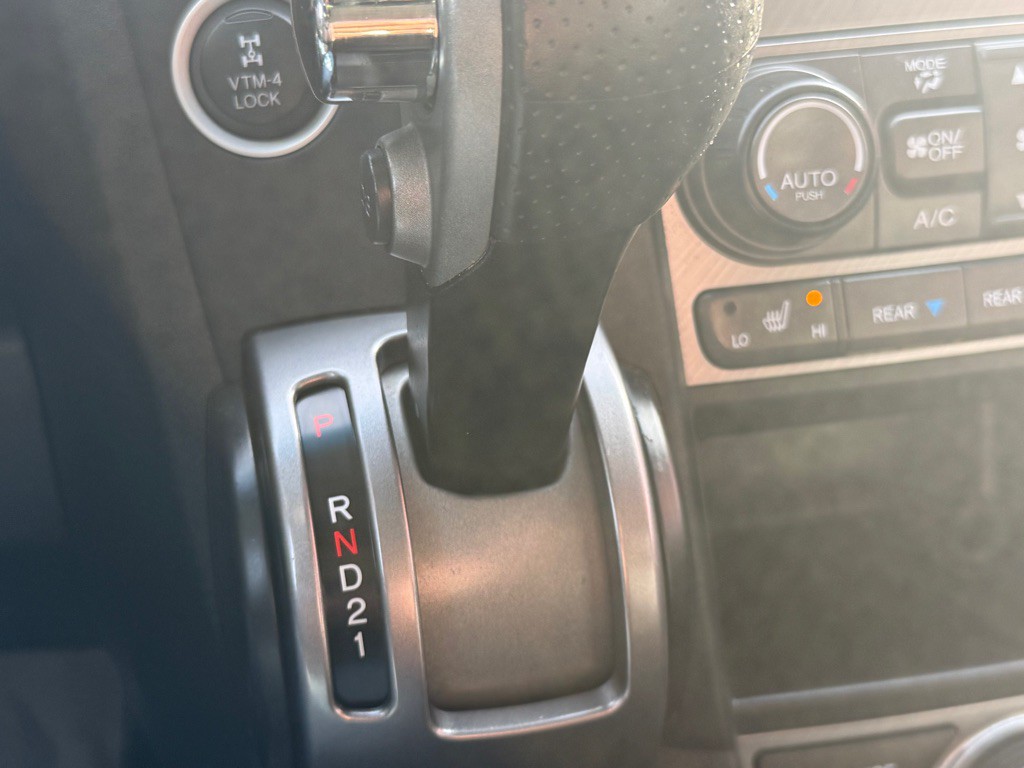 2015 Honda Pilot Image 40