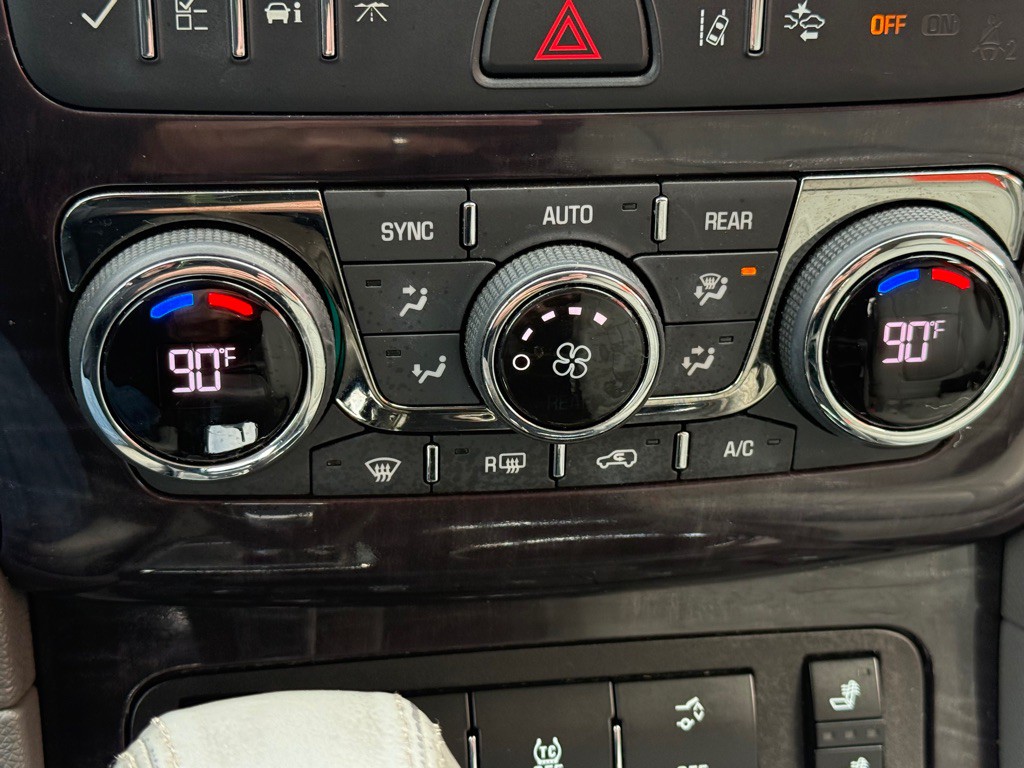 2016 Buick Enclave Image 37