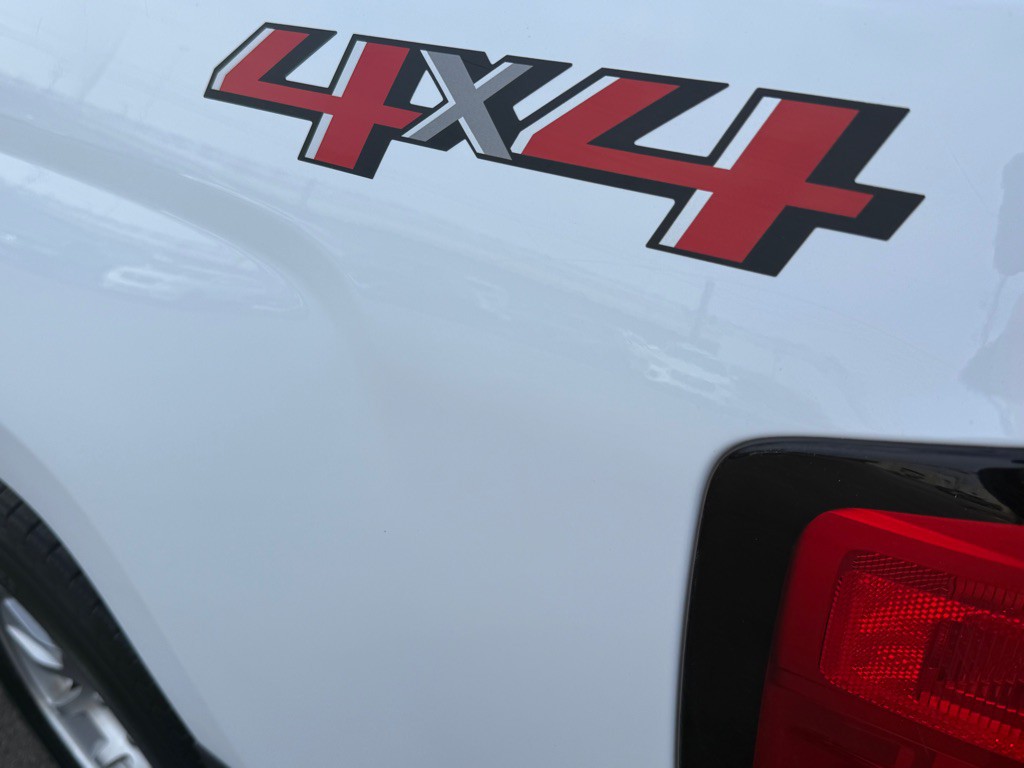 2018 Chevrolet Silverado 1500 Image 24