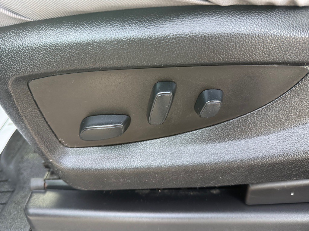 2018 Chevrolet Silverado 1500 Image 32