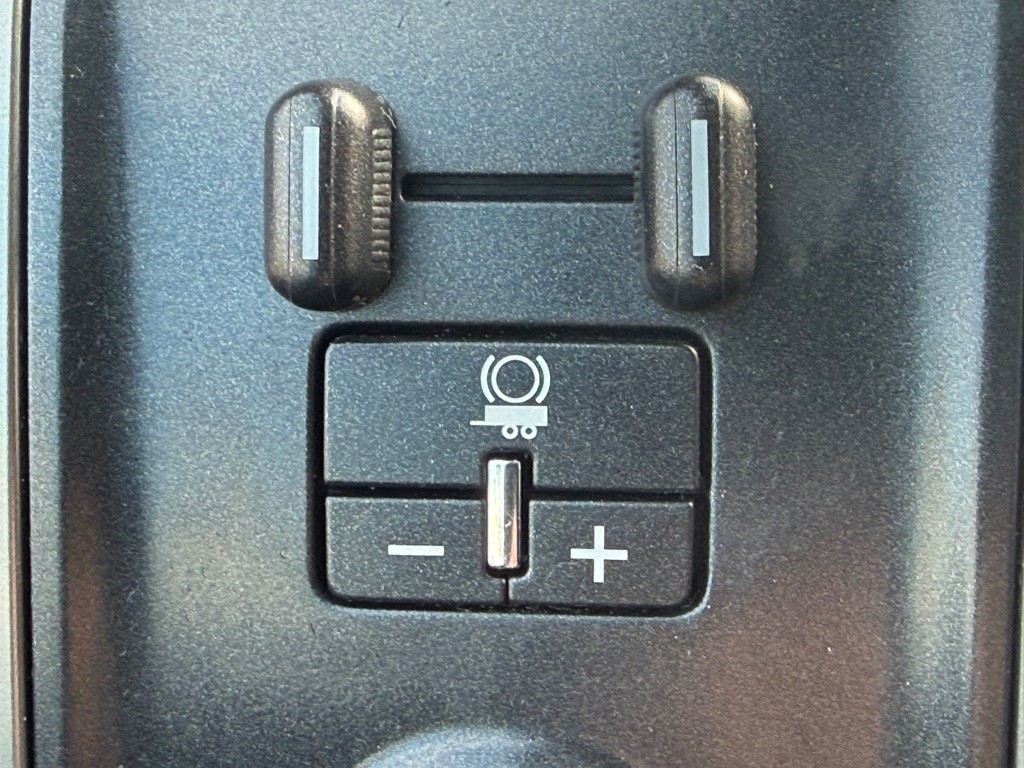 2018 Chevrolet Silverado 1500 Image 36