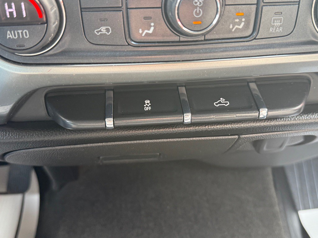 2018 Chevrolet Silverado 1500 Image 45