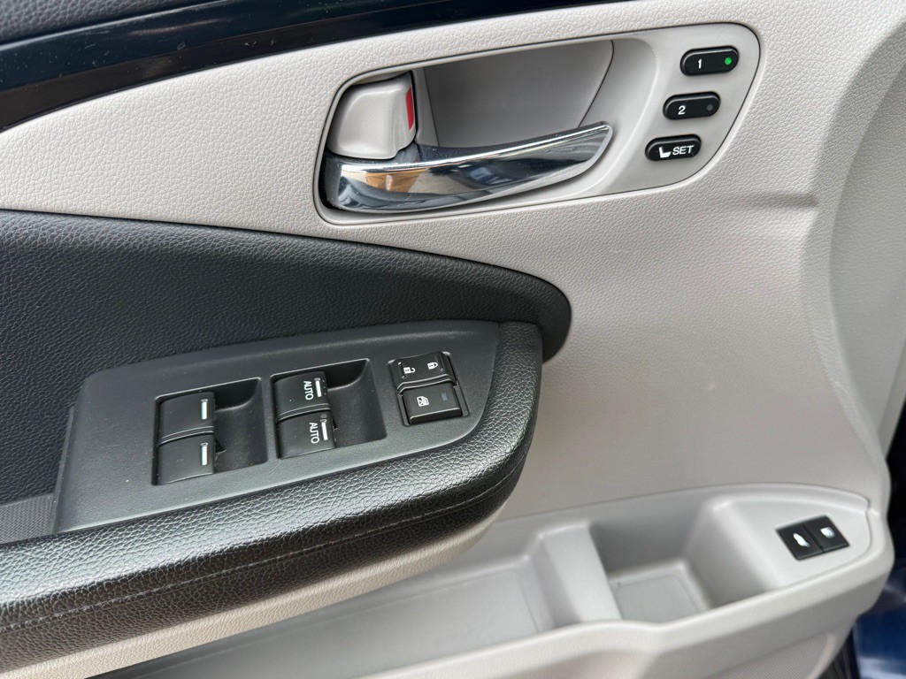 2016 Honda Pilot Image 29