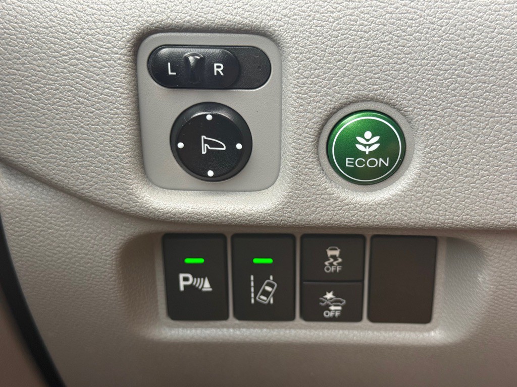 2016 Honda Pilot Image 31