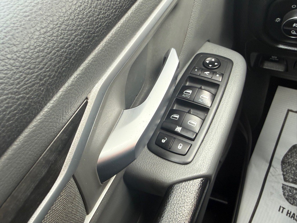 2021 RAM 1500 Image 33