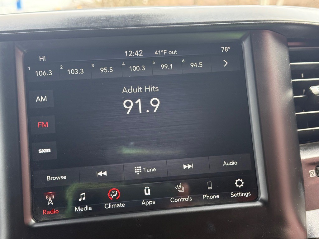 2021 RAM 1500 Image 40