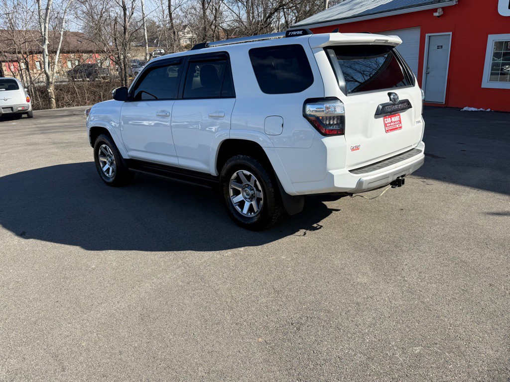 2014 Toyota 4Runner Image 3