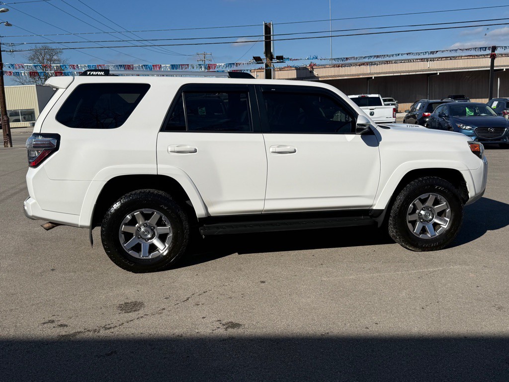 2014 Toyota 4Runner Image 6