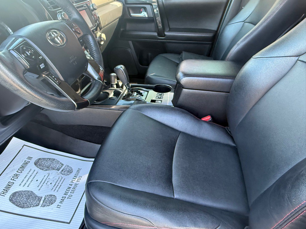 2014 Toyota 4Runner Image 28