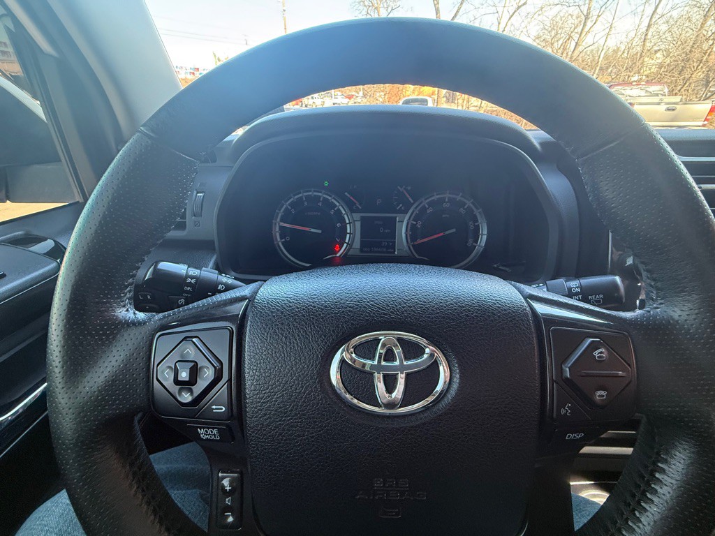 2014 Toyota 4Runner Image 34