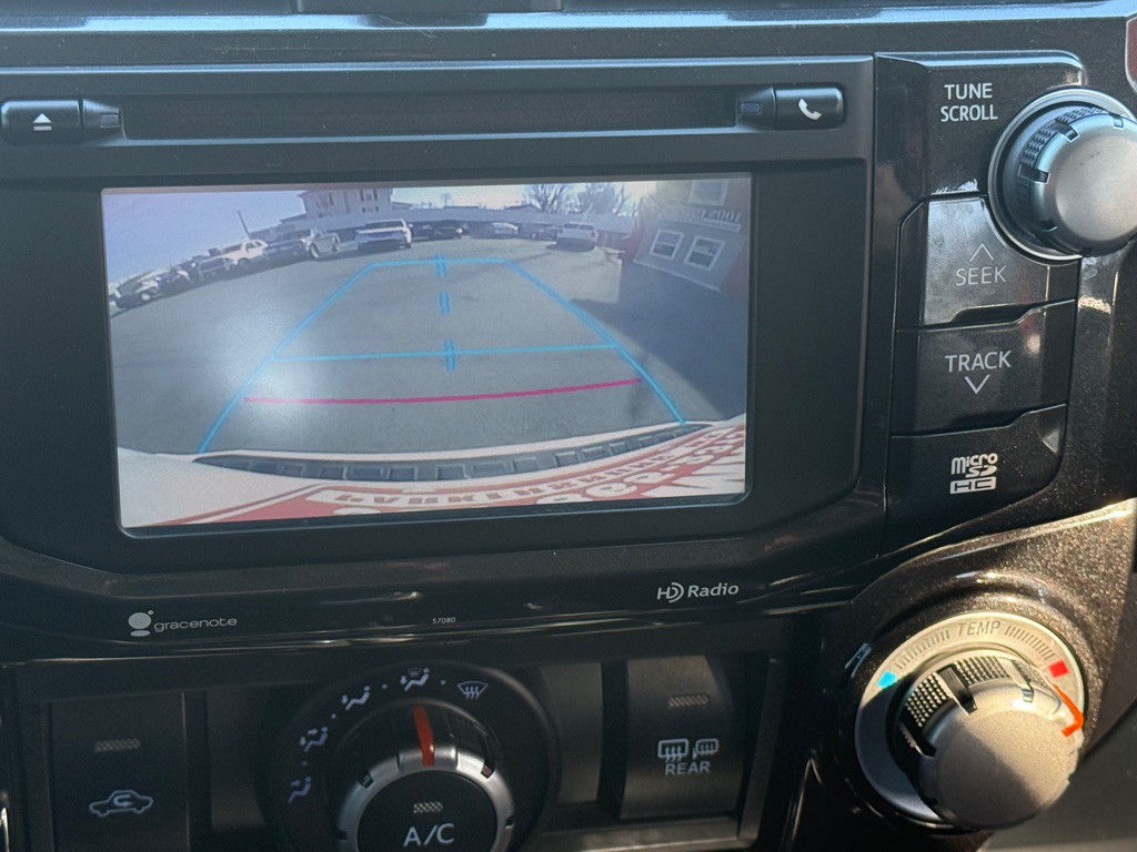 2014 Toyota 4Runner Image 39