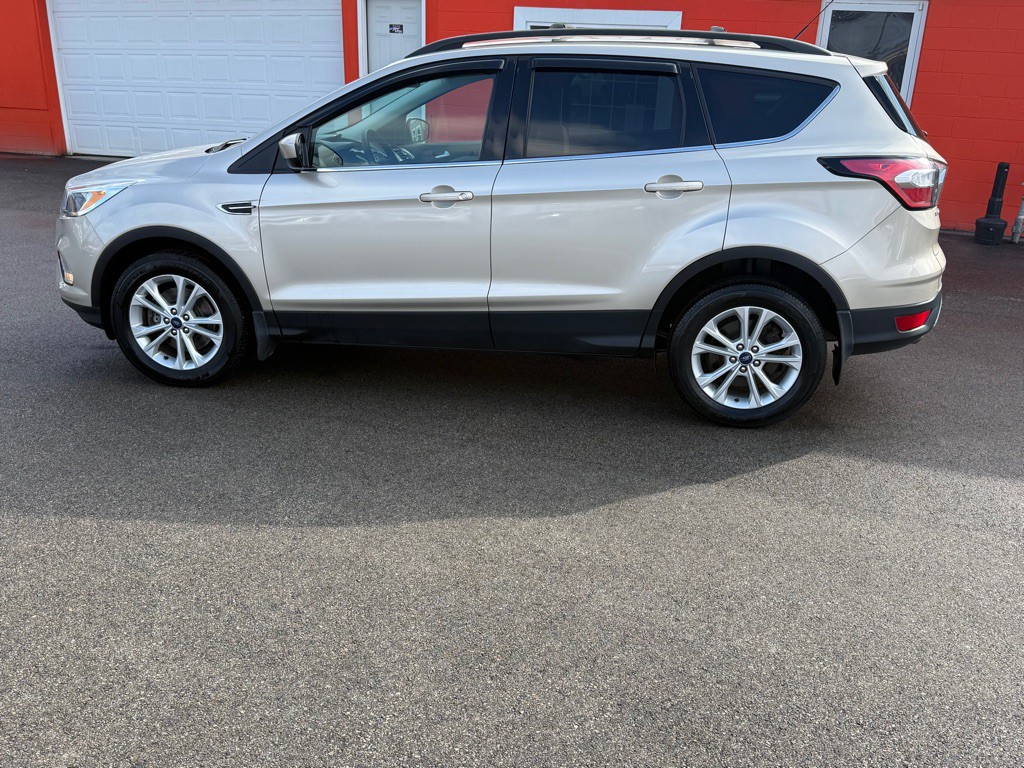 2018 Ford Escape Image 3