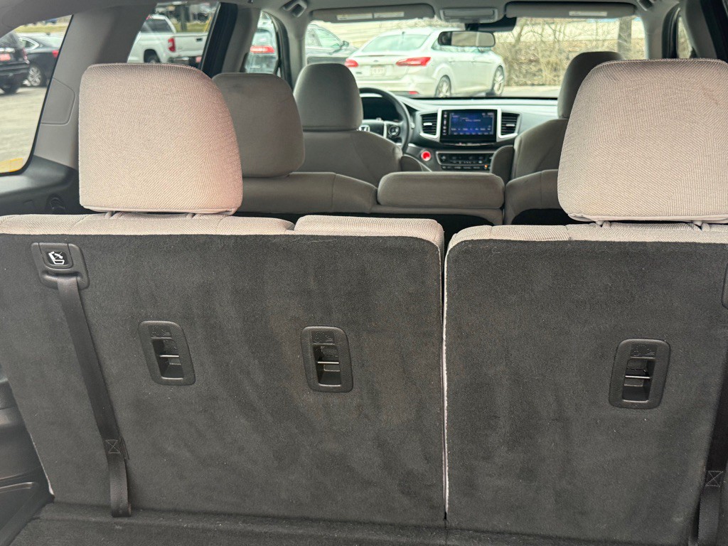2017 Honda Pilot Image 19