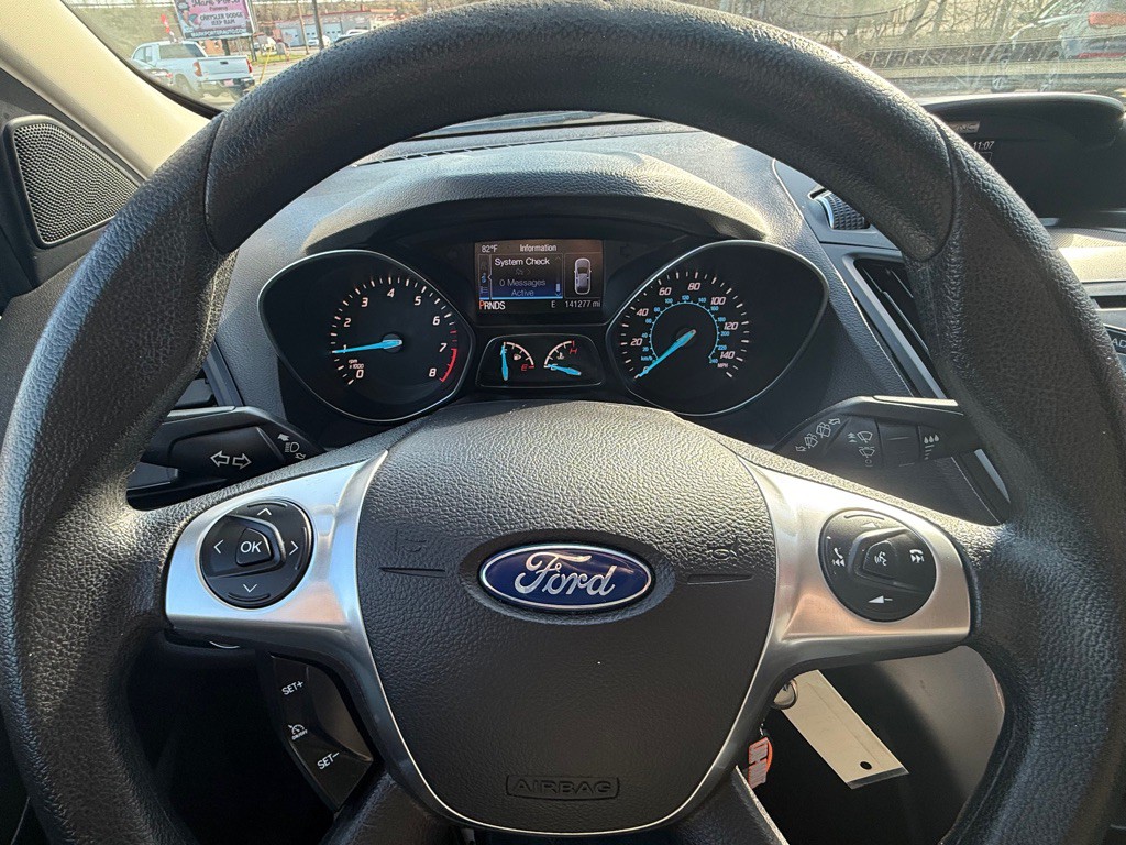 2016 Ford Escape Image 29