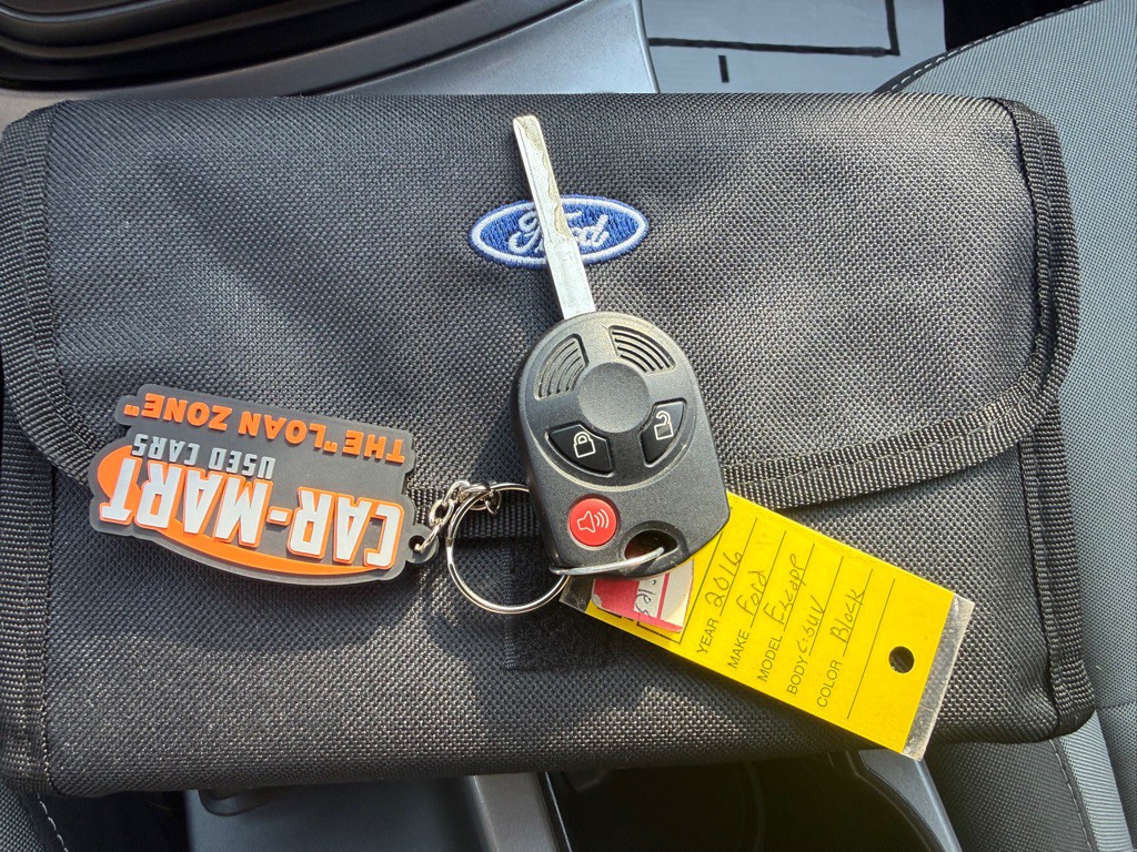 2016 Ford Escape Image 35