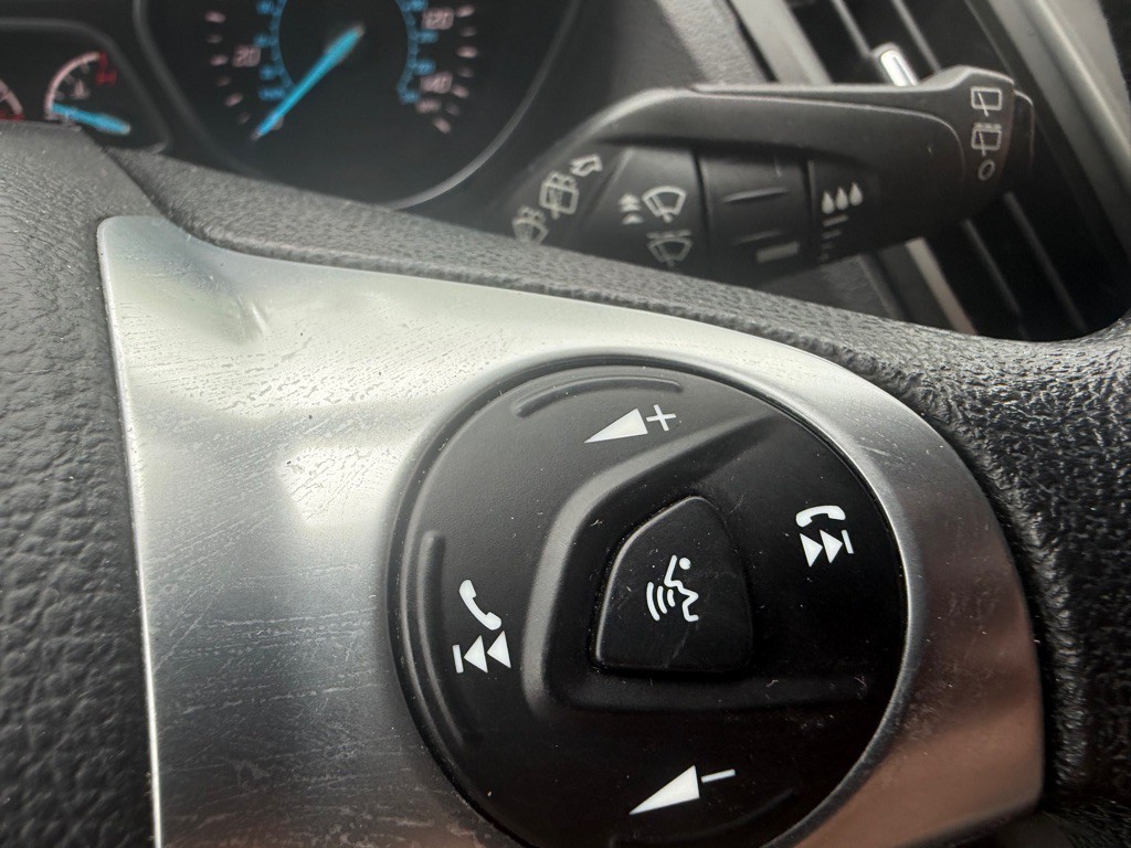 2016 Ford Escape Image 28