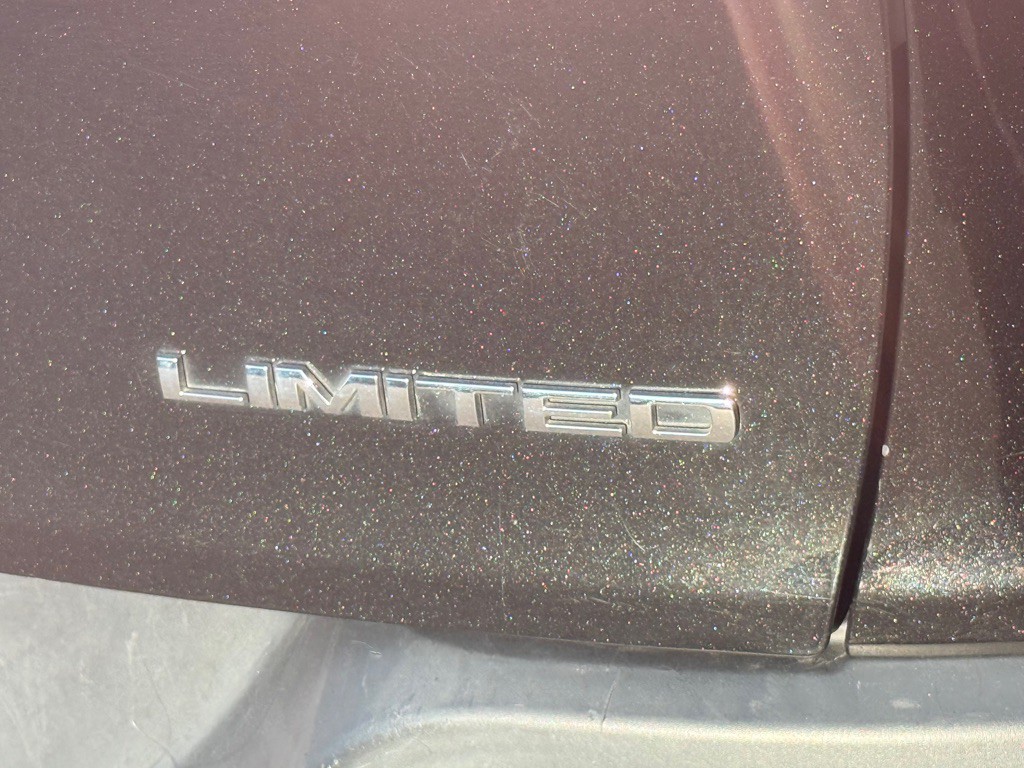 2015 Jeep Cherokee Image 18