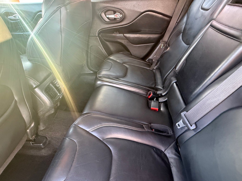 2015 Jeep Cherokee Image 22