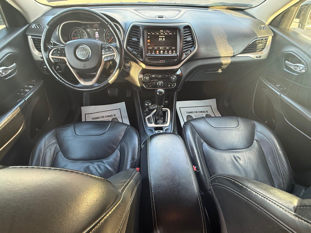 2015 Jeep Cherokee Image 23