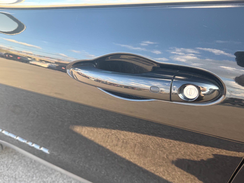 2015 Jeep Cherokee Image 24