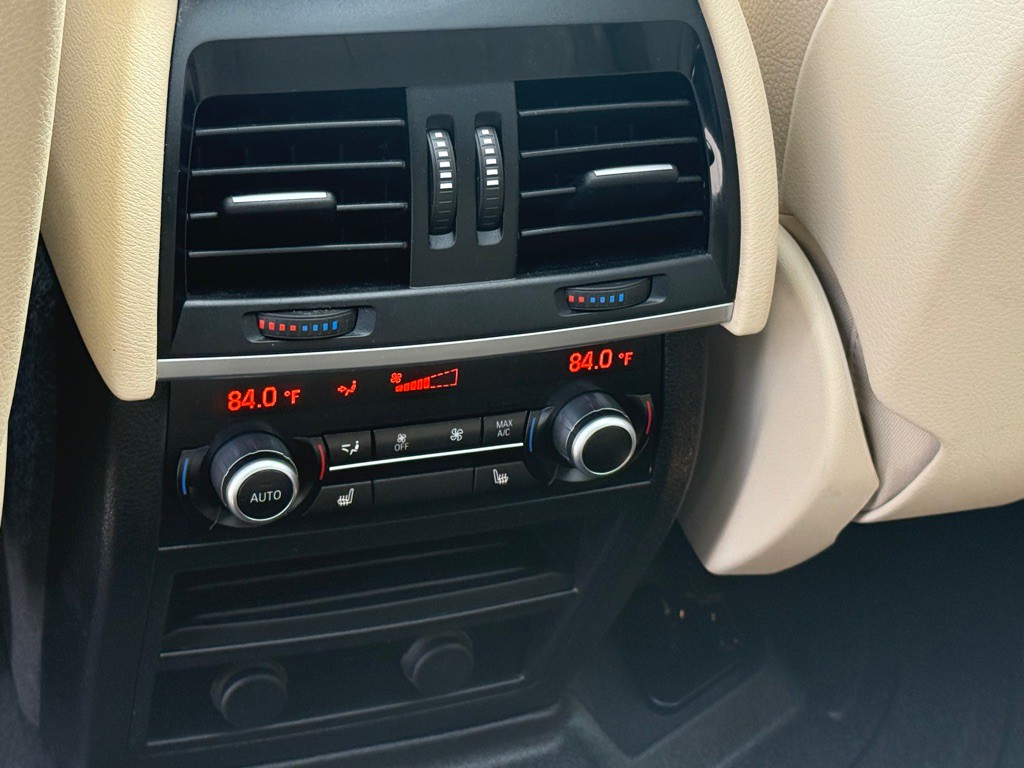 2016 BMW X5 Image 28