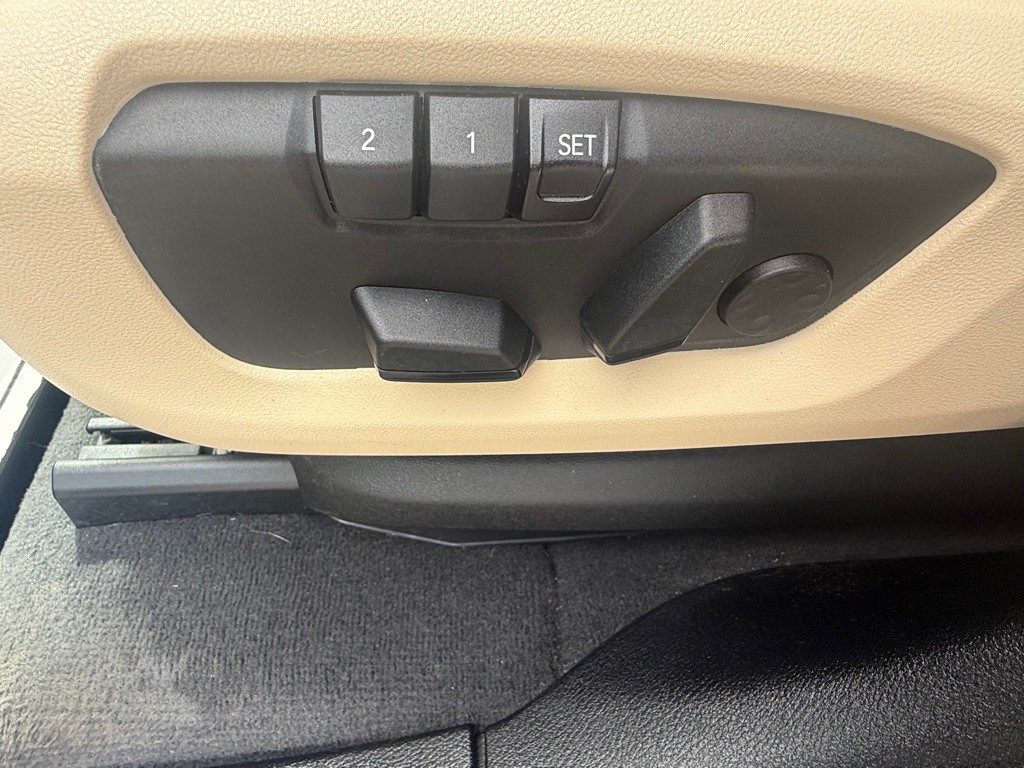 2016 BMW X5 Image 31