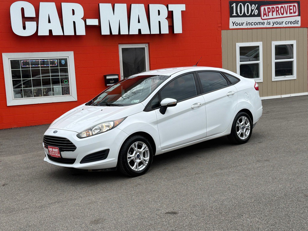 2015 Ford Fiesta Image 2