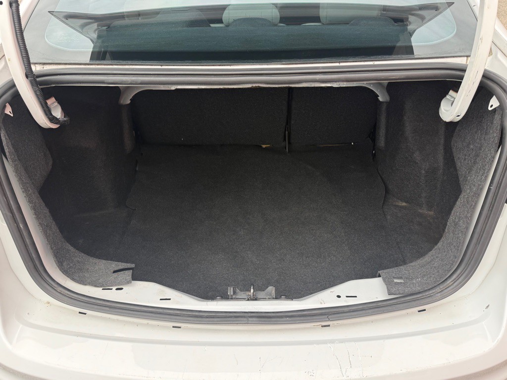 2015 Ford Fiesta Image 18