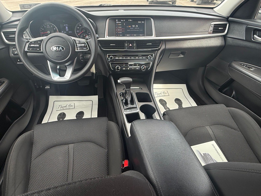 2019 Kia Optima Image 25