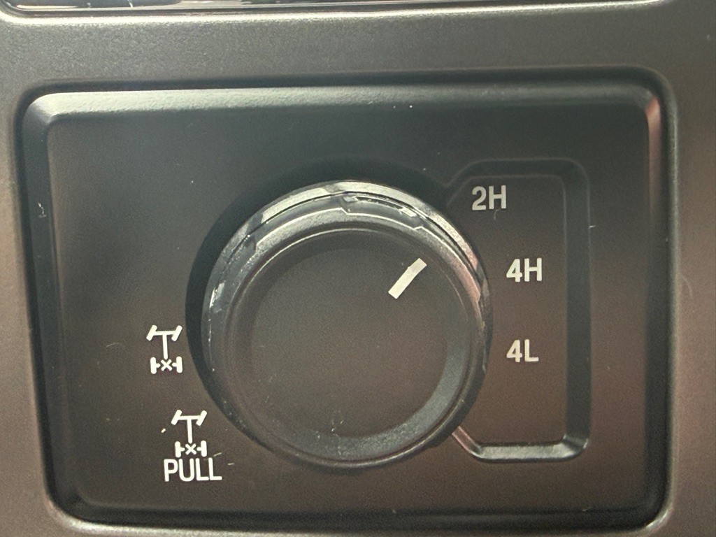 2015 Ford F-150 Image 40