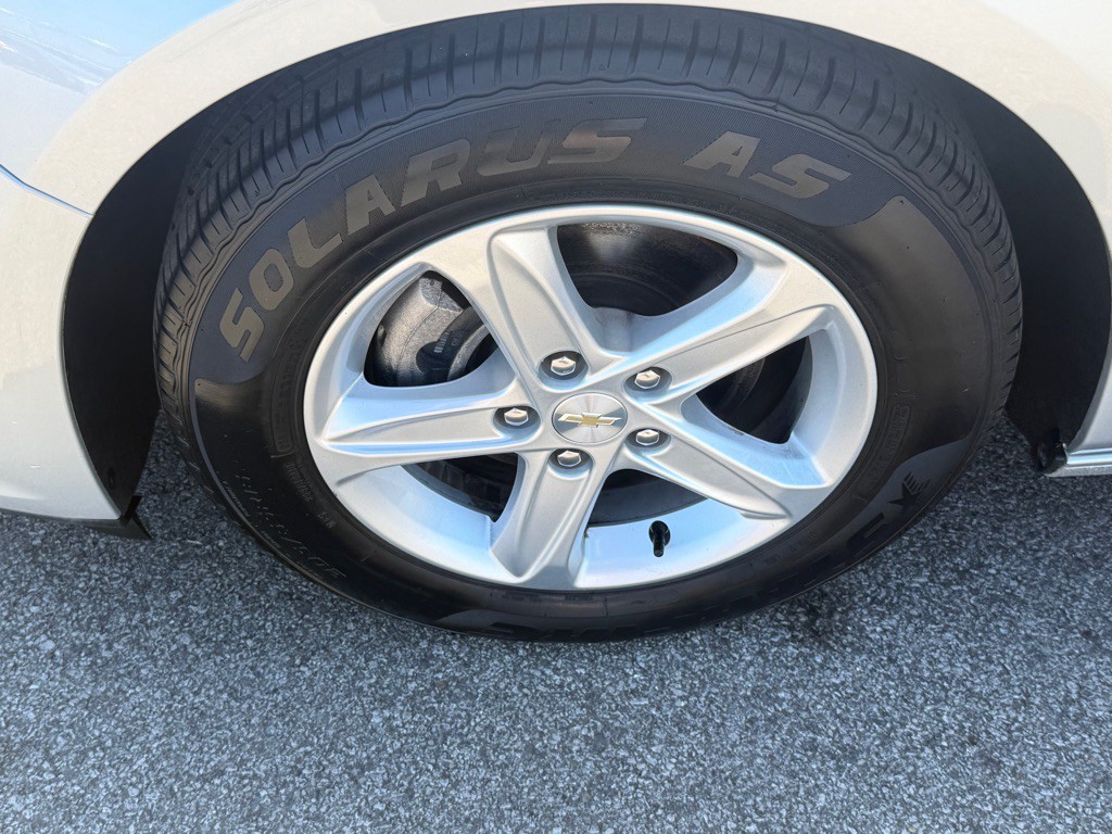 2021 Chevrolet Malibu Image 12