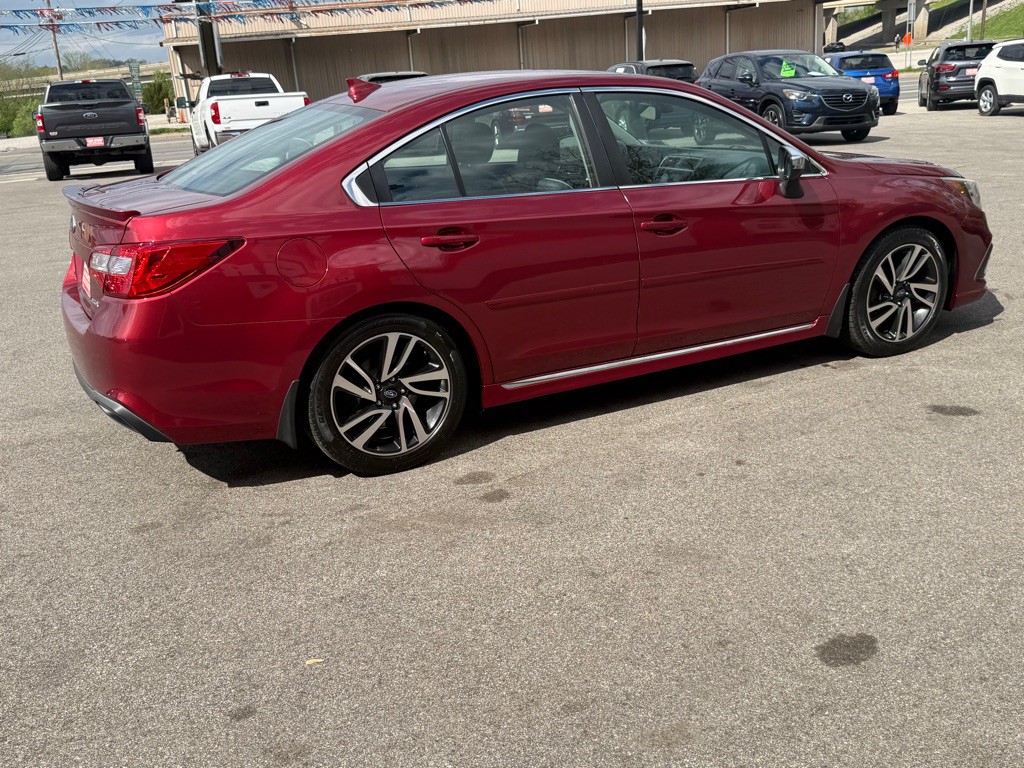2019 Subaru Legacy Image 7