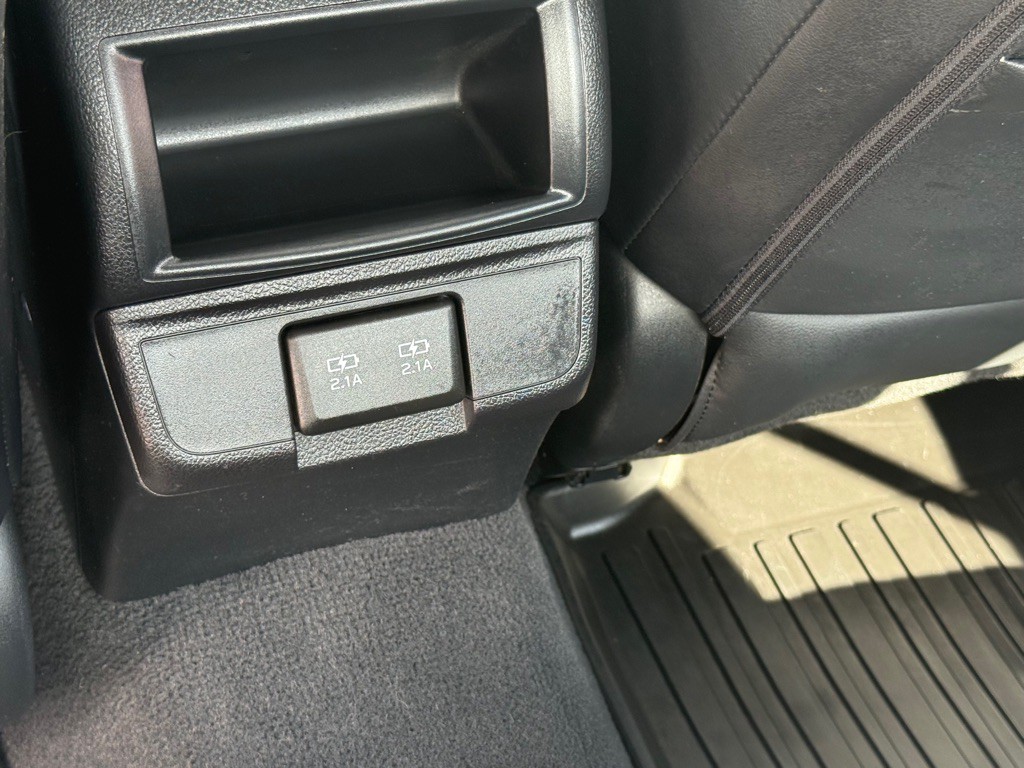 2019 Subaru Legacy Image 28