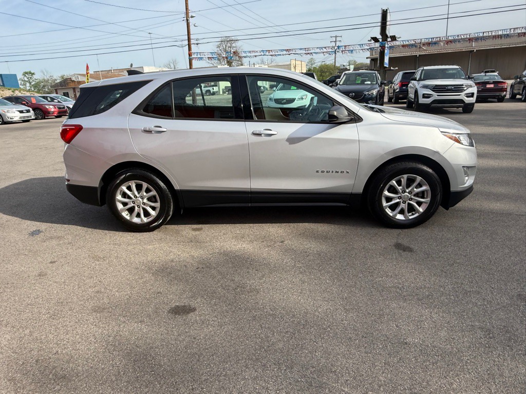 2018 Chevrolet Equinox Image 8