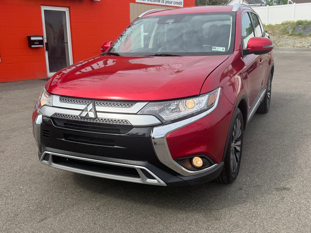 2020 Mitsubishi Outlander Image 12