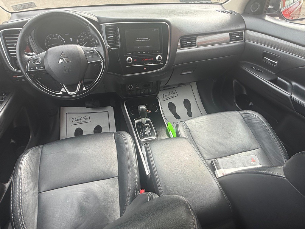 2020 Mitsubishi Outlander Image 26