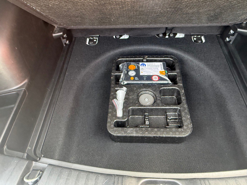 2020 Jeep Compass Image 21