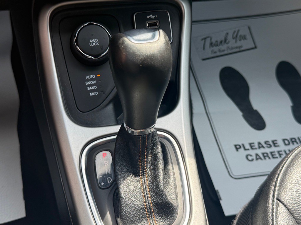 2020 Jeep Compass Image 35