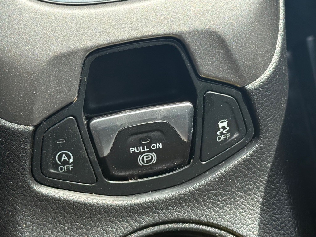 2020 Jeep Compass Image 36