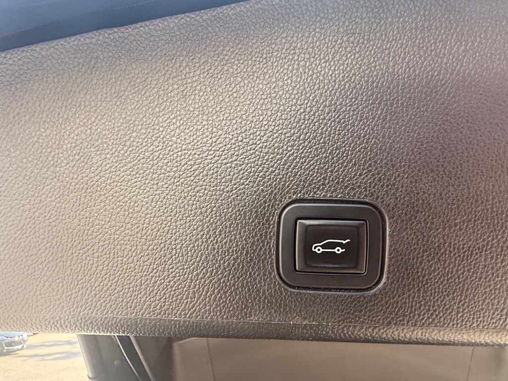 2016 Cadillac SRX Image 27