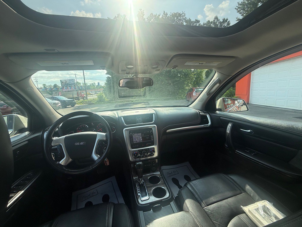 2014 GMC Acadia Image 25