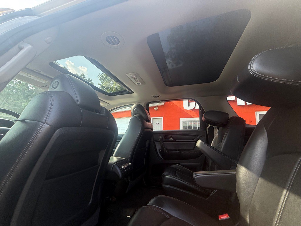 2014 GMC Acadia Image 30